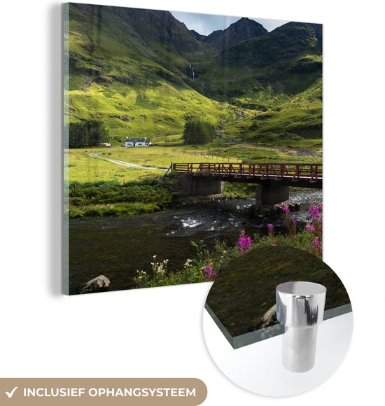 MuchoWow® Glasschilderij 90x90 cm - Schilderij acrylglas - Mooie rivier en bruggetje van Glen Coe in Schotland - Foto op glas - Schilderijen
