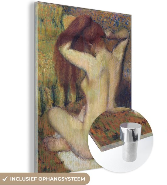 MuchoWow® Glasschilderij 90x120 cm - Schilderij acrylglas - Woman Combing Her Hair - Schilderij van Edgar Degas - Foto op glas - Schilderijen