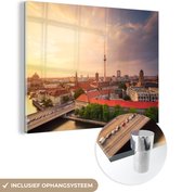 MuchoWow® Glasschilderij 80x60 cm - Schilderij acrylglas - Skyline - Berlijn - Duitsland - Foto op glas - Schilderijen
