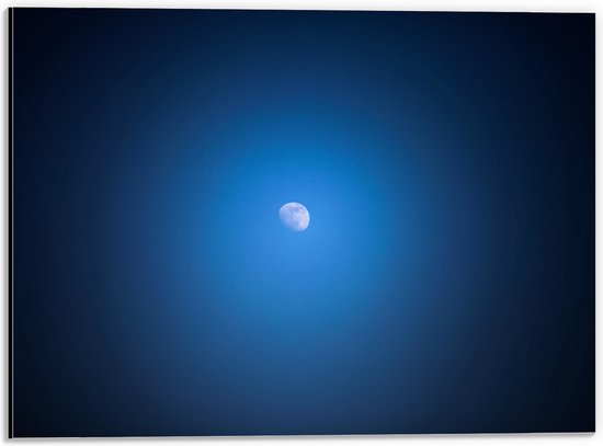 Dibond - Kleine Maan in Grote Donkerblauwe Lucht - 40x30 cm Foto op Aluminium (Wanddecoratie van metaal)