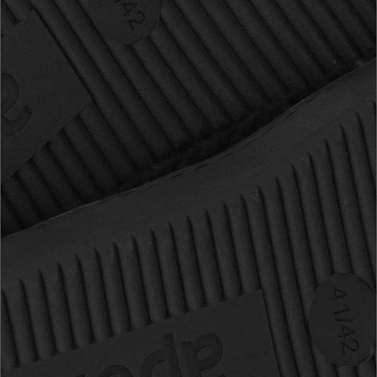 Zolen van zwarte pantoffels met Apollo logo en maat 41/42.