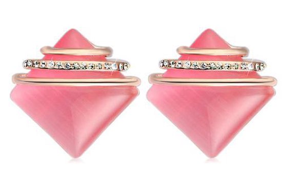 Fashionidea -Mooie vierkante roze oorknopjes met goudkleurige details.