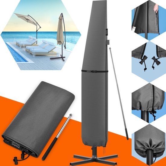 Grijze parasolhoes, opgevouwen en uitgevouwen, met parasols bij een zwembad.
