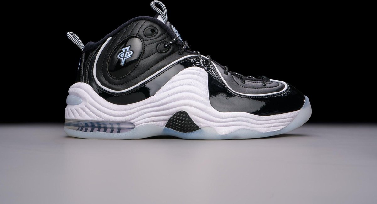 Nike Nike Air Penny 2 Patent Football Sneakers Unisex 001 Zwart