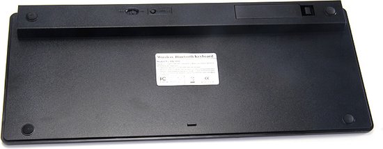 Onderkant van een zwart Imtex draadloos toetsenbord met CE- en FC-certificeringen en een sticker met productinformatie.