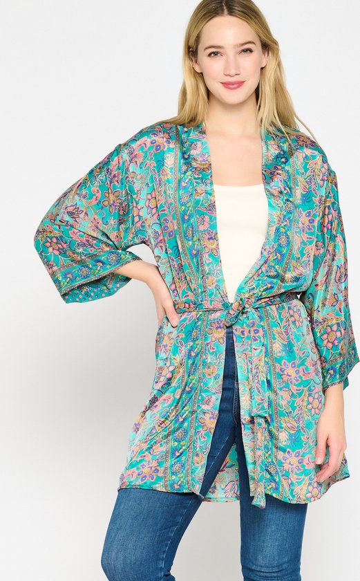 Japanse Kimono Vrouw Strand | Kanka Japan
