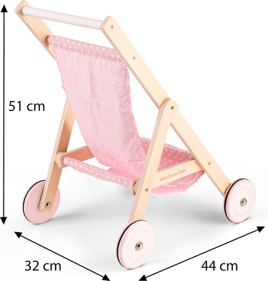 Houten poppenwagen met roze stoffen zitting met witte stippen. Afmetingen 51 cm hoog, 32 cm breed en 44 cm lang.