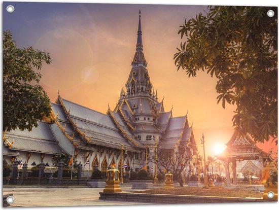 Tuinposter – Mooi Kasteel met Zonsondergang in Thailand - 80x60 cm Foto op Tuinposter (wanddecoratie voor buiten en binnen)