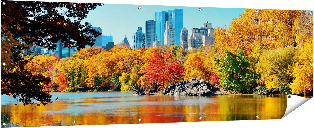 Gards Tuinposter Central Park in New York tijdens de Herfst - 210x70 cm - Tuindoek - Tuindecoratie - Wanddecoratie buiten - Tuinschilderij Multikleur