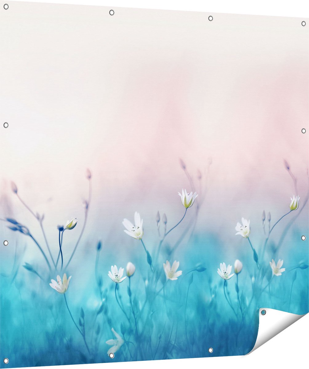 Gards Tuinposter Witte Bloemen op een Blauw Achtergrond - 120x120 cm - Tuindoek - Tuindecoratie - Wanddecoratie buiten - Tuinschilderij Multikleur