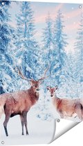 Gards Tuinposter Twee Herten in het Bos met Sneeuw - 60x90 cm - Tuindoek - Tuindecoratie - Wanddecoratie buiten - Tuinschilderij