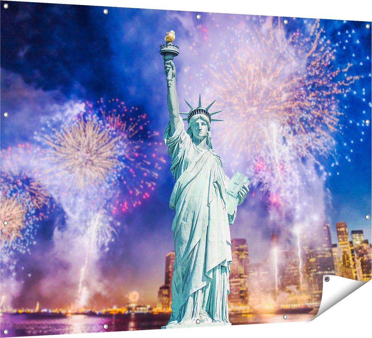 Gards Tuinposter Vrijheidsbeeld in New York met Vuurwerk - 160x120 cm - Tuindoek - Tuindecoratie - Wanddecoratie buiten - Tuinschilderij Multikleur