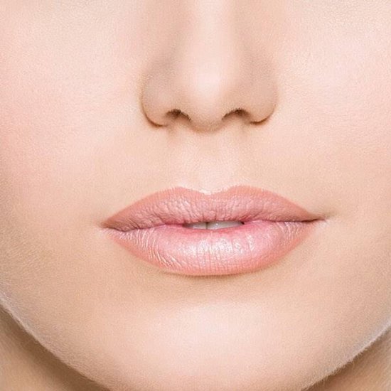 Lip 2024 wax strips