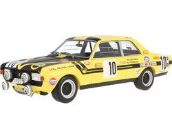 De 1:18 Diecast Modelcar van de Opel Commodore A #10 van de 24H Spa 1970.De rijders waren Kauhsen en Frohlich.De fabrikant van het schaalmodel is Minichamps.Dit model is alleen online beschikbaar.