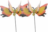 Set van 2x stuks metalen vlinder geel/oranje 11 x 70 cm op steker - Tuindecoratie vlinders - Dierenbeelden