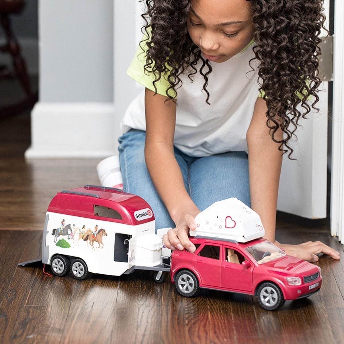 schleich HORSE CLUB Speelfigurenset - Avontuur met auto en paardentrailer - Kinderspeelgoed voor Jongens en Meisjes - 5 tot 12 jaar - 18 Onderdelen - 42535 — afbeelding 13