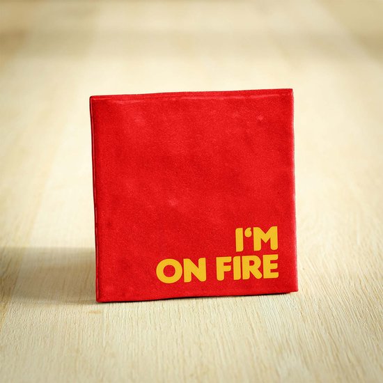 Tegeltje - I'm on fire | Rood | 10x10cm - Interieur - Wijsheid - Tegelwijsheid - Spreuktegel - Keramiek - BONT