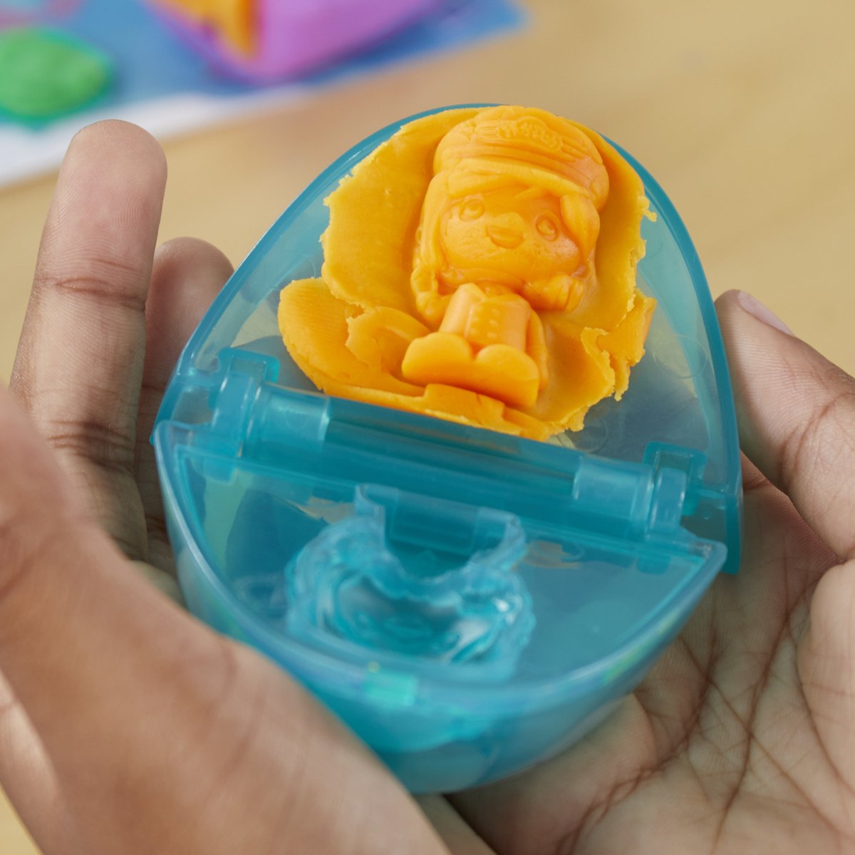 Play-Doh Airplane Explorer Starter Set - Boetseerklei - 4 Play-Doh potjes — afbeelding 17