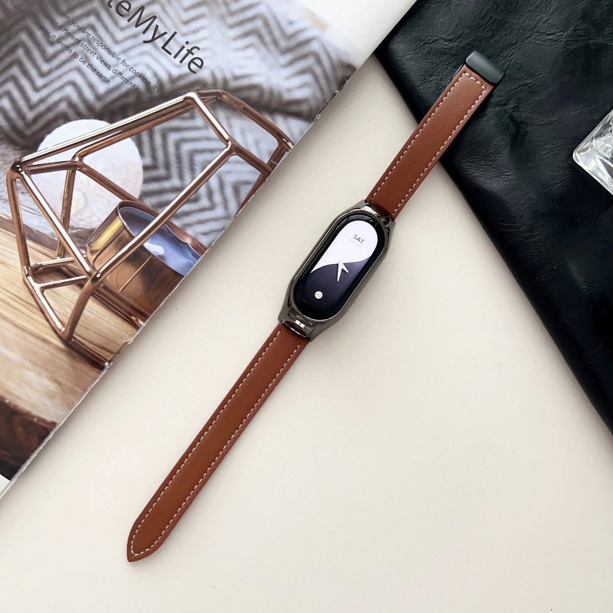 Echt leren band met magnetische gesp voor Xiaomi Mi Band 8(bruin)