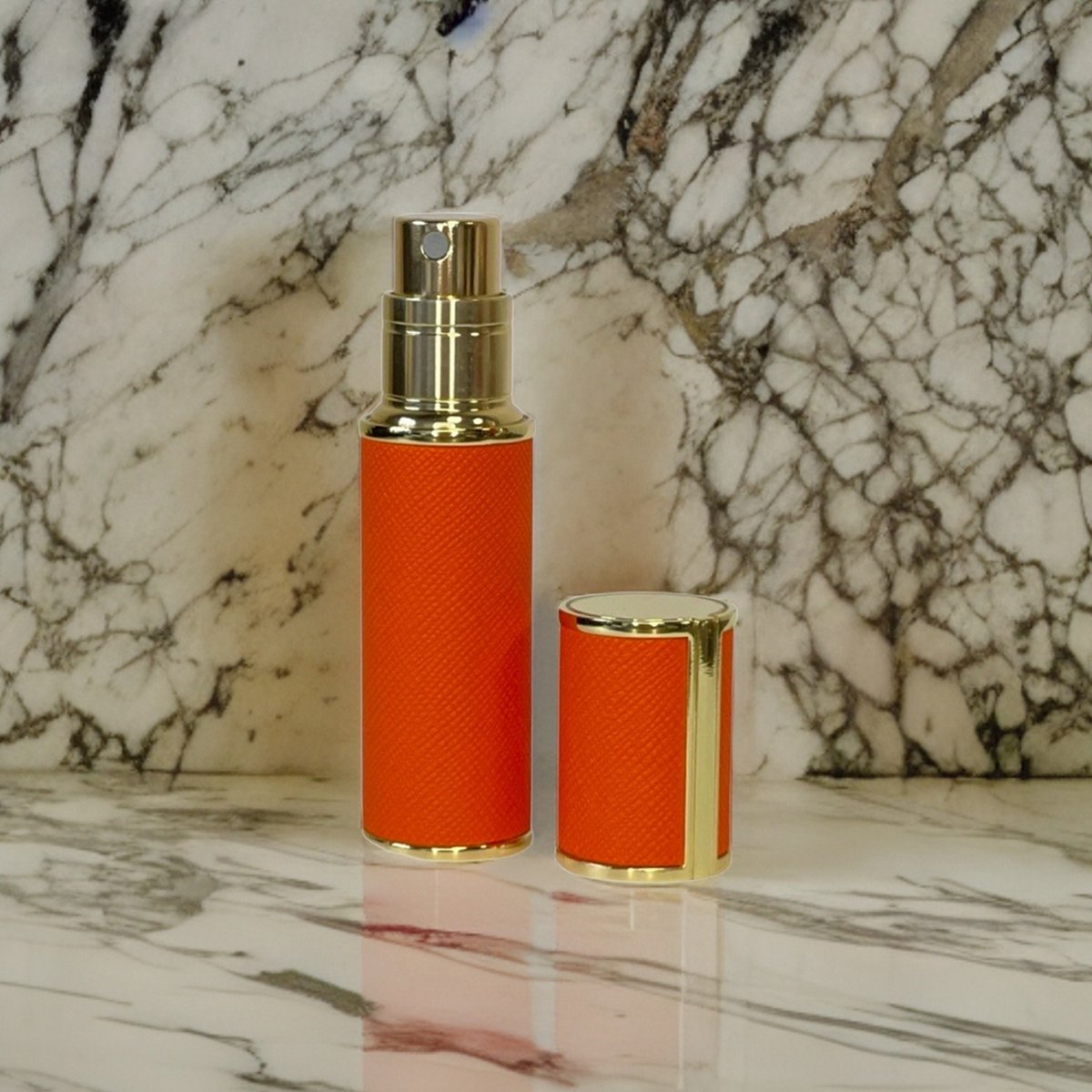 LABO-NOIR Collection · Luxe Parfum Tasverstuiver [Oranje] | Navulbaar | Vegan leer | incl. giftbox