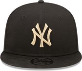 New York Yankees League Essential Black 9FIFTY Snapback Cap