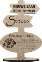 Wegwijzer nieuwe baan - houten wenskaart - kaart van hout - new job - 17.5 x 25 cm