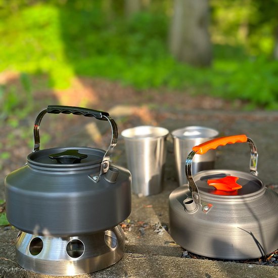 Intirilife Camping Kettle Outdoor waterkoker van aluminium in Zwart met een inhoud van 1.1 L - Voor het koken van water thee koffie of soep tijdens het kamperen of reizen — afbeelding 3