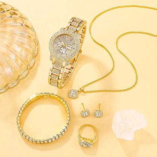 Horlogebox voor dames - geschenkdoos - cadeau set met horloge - oorbellen - ketting - armband - valentijn cadeautje voor haar - goud - silver