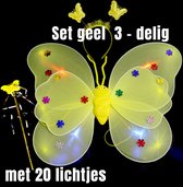 Allernieuwste.nl® 3-Delige SET Lichtgevende Vlinder Vleugeltjes met 20 Gekleurde Lampjes - Vlindervleugels + Diadeem + Toverstaf voor Meisjes- 35 x 48 cm Geel