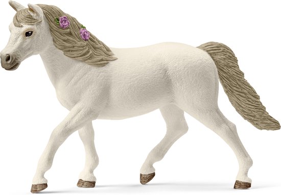 Wit paard met loper en paarse bloemen in de manen.