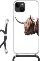Geschikt voorApple Iphone 14 - Crossbody Case - Schotse hooglander - Hoorn - Portret - Siliconen - Crossbody - Backcover met Koord - Telefoonhoesje met koord - Hoesje met touw
