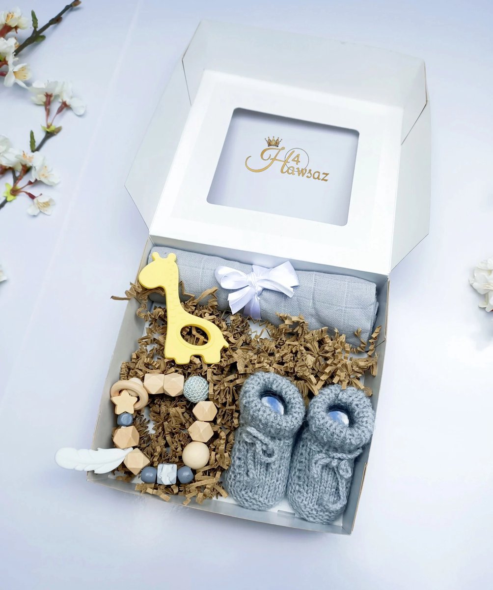 Goedkoopste Genderneutraal baby cadeau - Kraamcadeau - Bijtring - Zwitsal - Rammelaar - Babybox - Baby cadeau - Unisex cadeau - Baby Verzorging - Hydrofiel doek - Babyshower - Geboortecadeau - Geschenkset - Babyspeelgoed - Hawsaz.nl Cadeau - Babypakket