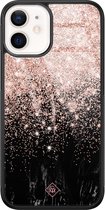 Casimoda® hoesje - Geschikt voor iPhone 12 Mini - Marmer Twist - Luxe Hard Case Zwart - Backcover telefoonhoesje - Rosekleurig