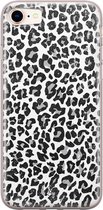 Casimoda® hoesje - Geschikt voor iPhone 8 - Luipaard Grijs - Siliconen/TPU telefoonhoesje - Backcover - Luipaardprint - Grijs