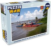Puzzel Kleurrijke boten in een rivier in Paramaribo - Legpuzzel - Puzzel 1000 stukjes volwassenen