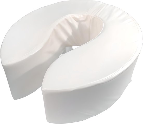 Witte schuimrubberen toiletverhoger met U-vormige opening aan de voorzijde.