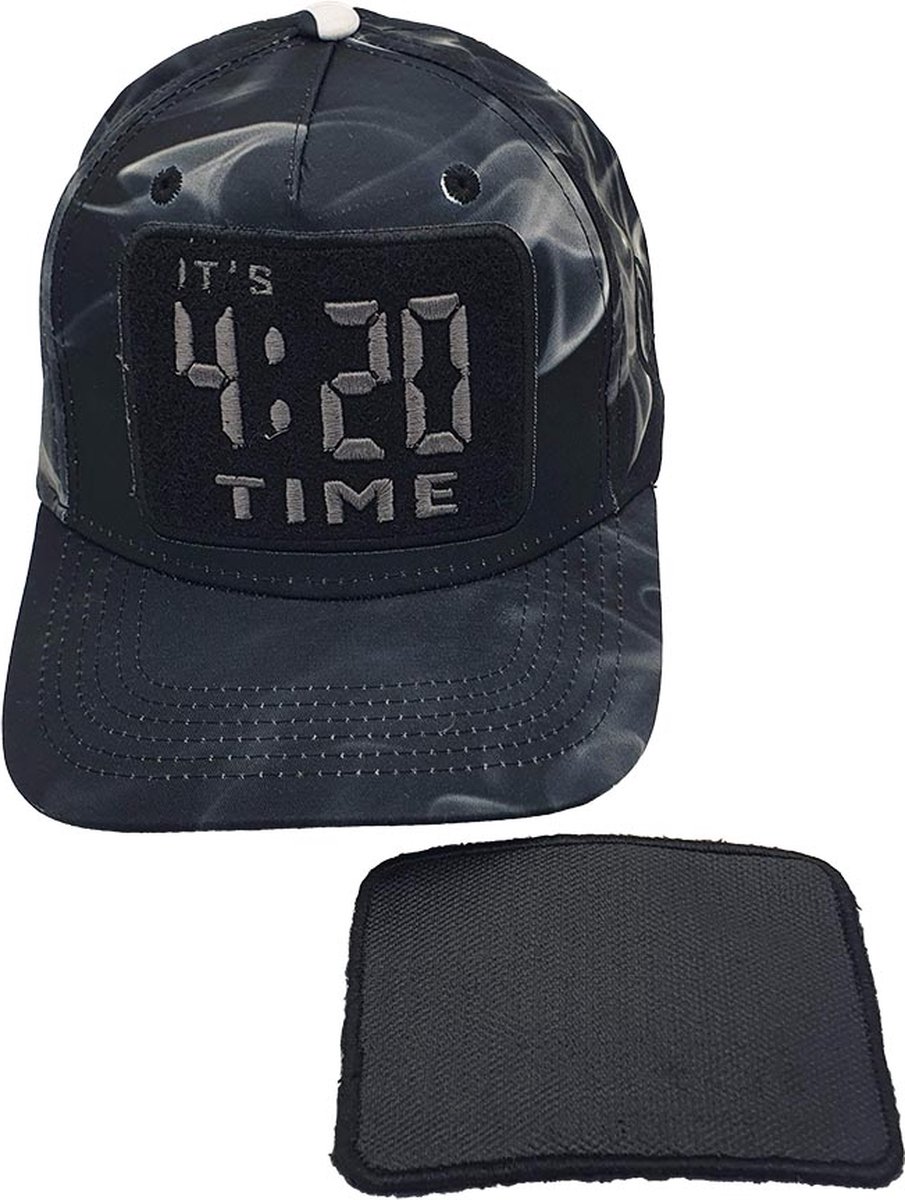 Lauren Rose - It's 420 Time - Klittenband Patch - Snapback Pet - One Size - Zwart - Smoke Print