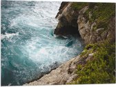 WallClassics - Drapeau - Vagues s'écrasant sur les rochers verts - Photo 80x60 cm sur drapeau en polyester