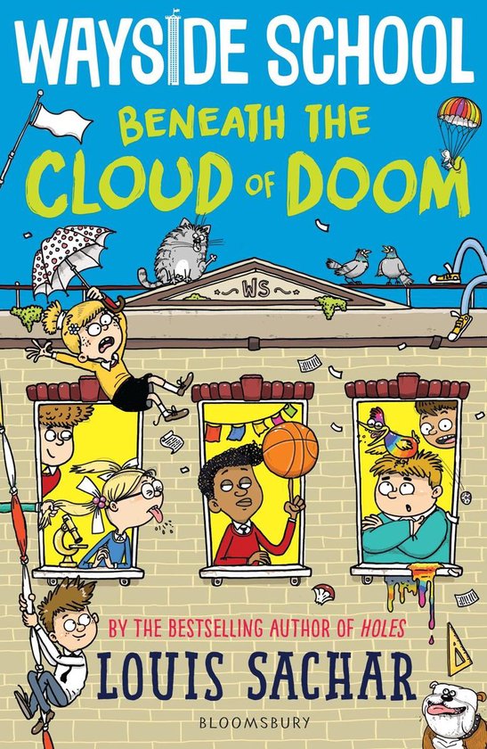 Boekcover: "Wayside School Beneath the Cloud of Doom" met vrolijke, cartooneske illustraties van kinderen in en rond een schoolgebouw, een luchtballon en een kat.