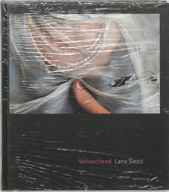 Cover van het boek 'Verloochend' van L. Slezic
