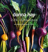 Boek cover life in balance van Donna Hay