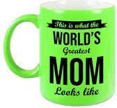 Worlds Greatest Mom cadeau koffiemok / theebeker neon groen 330 ml