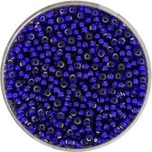 9276-4 Rocailles azuurblauw zilveren kern 2.6mm
