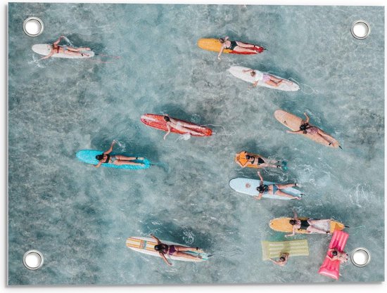 Tuinposter – Bovenaanzicht Surfers op het Water - 40x30cm Foto op Tuinposter  (wanddecoratie voor buiten en binnen)