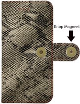 Echt leer vier pasjes Apple iPhone 12 Zilver grijs kleurig relief slangenprint