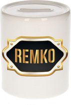 Remko naam cadeau spaarpot met gouden embleem - kado verjaardag/ vaderdag/ pensioen/ geslaagd/ bedankt