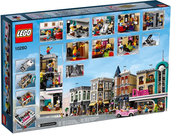 Achterkant LEGO Creator Expert 10260 Downtown Diner, toont details van de set en de drie gebouwen.