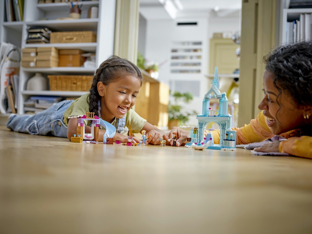 LEGO 43238 ǀ Disney Princess Elsa's Frozen kasteel Bouwbaar Speelgoed met Elsa en Anna Poppetjes — cadeau in Spellen & Speelgoed - foto 3