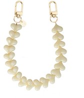 xoxo Wildhearts telefoonkoord - Funky Hearts Charm Cord (creme) - Geschikt voor iPhone - Geschikt voor Samsung - Universeel Phone Cord - Telefoonketting - Bedeltje voor telefoon - Telefoonhanger - kralenketting - Ketting met hartjes - Creme