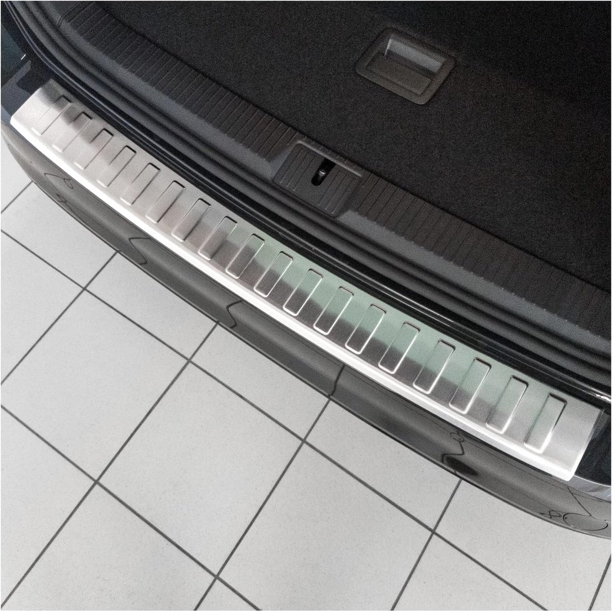 Teileplus24 Achterbumperprotector voor